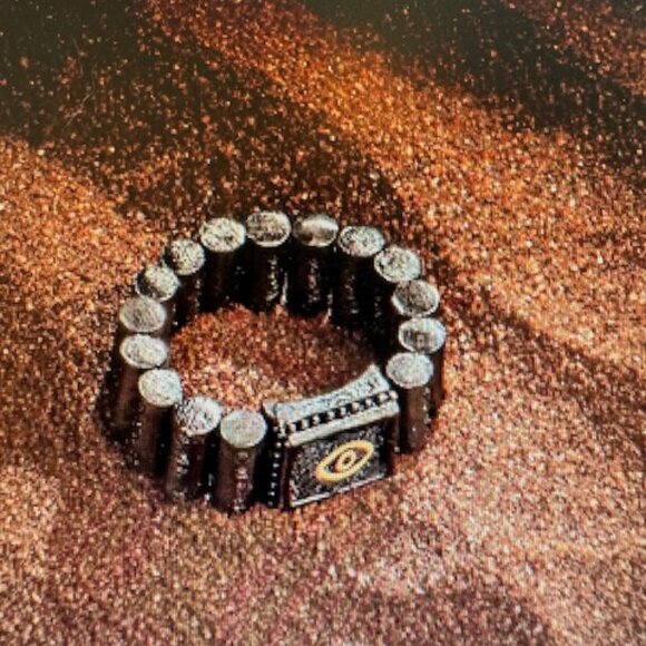 KARMA AND LUCK - Protective Shield Evil Eye Mantra Stretch Ring - Picture 2 of 6